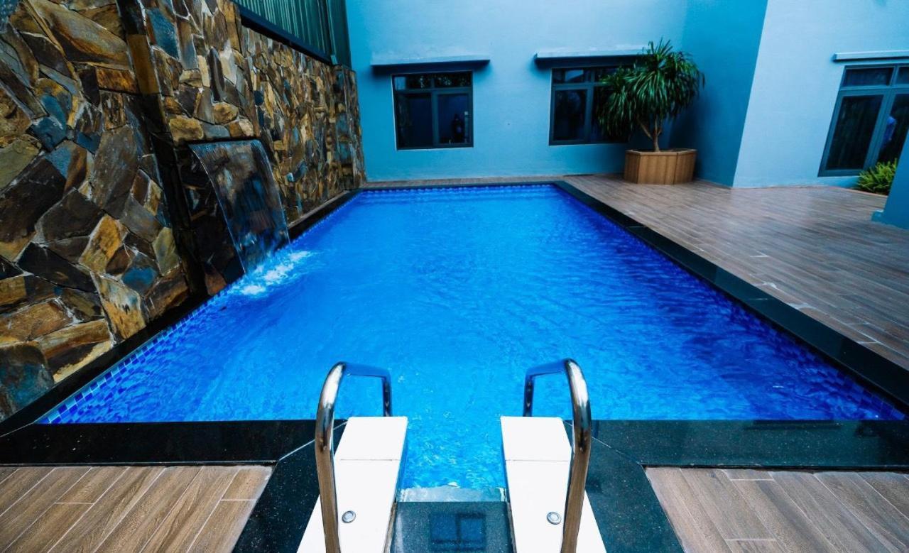 Lake Hills Hotel ها لونغ المظهر الخارجي الصورة