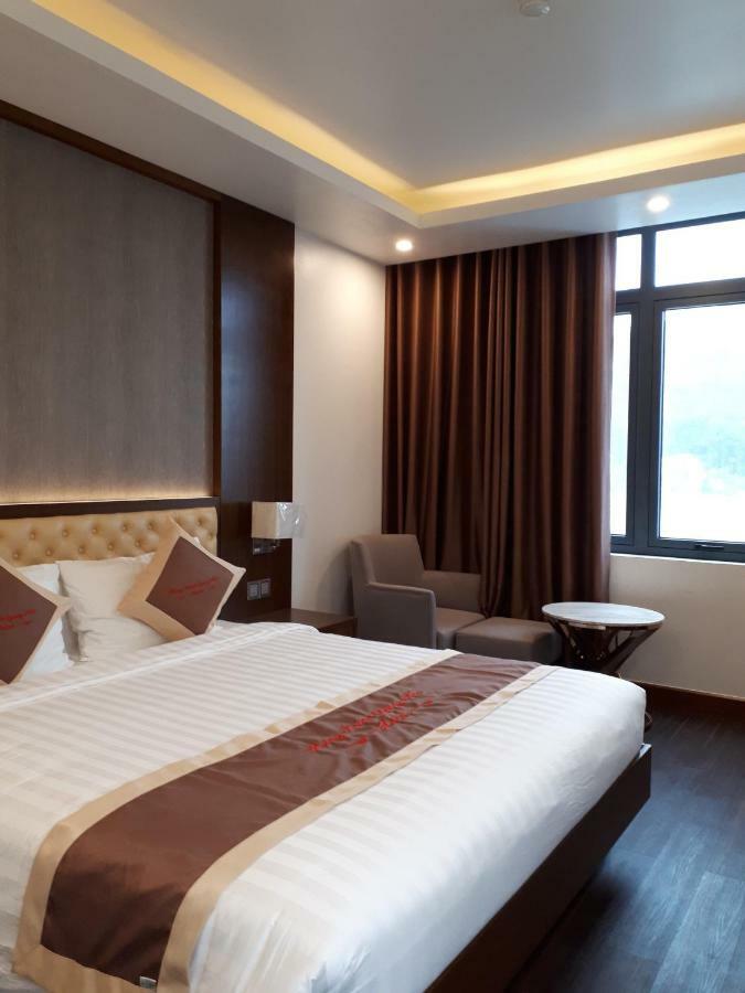 Lake Hills Hotel ها لونغ المظهر الخارجي الصورة